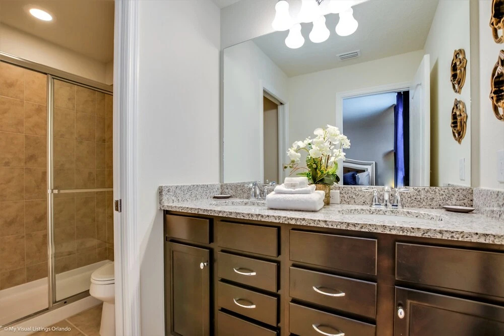 Amazing New Windsor At Westside Resort 8BD 1639la - photo 2
