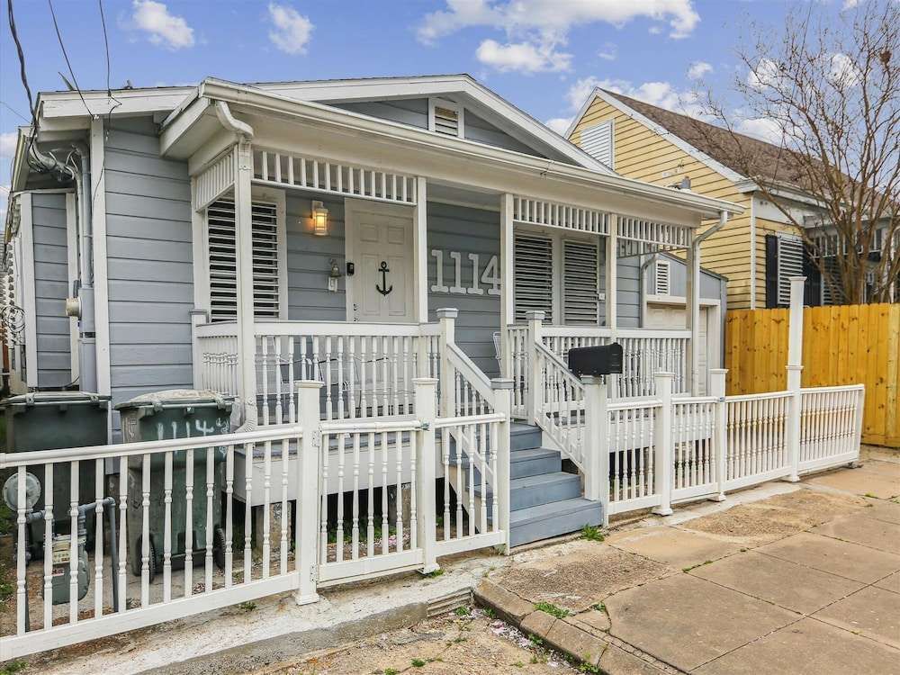 River & Ezra's Playhouse - photo 7