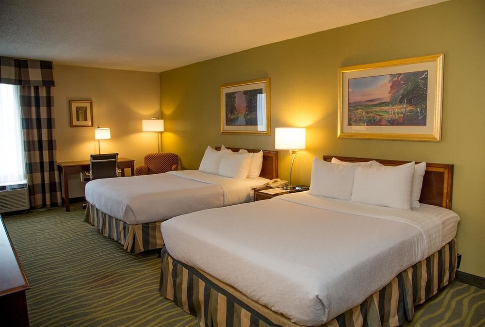 Ramada Plaza Rochester Airport - photo 25