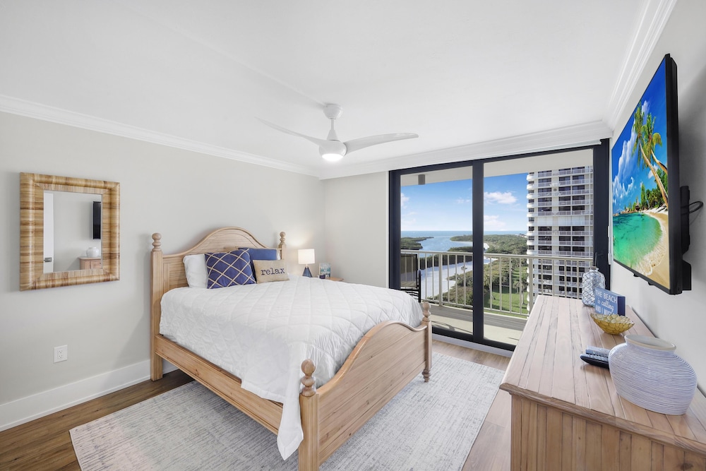 South Seas Tower 1 1212 - photo 8