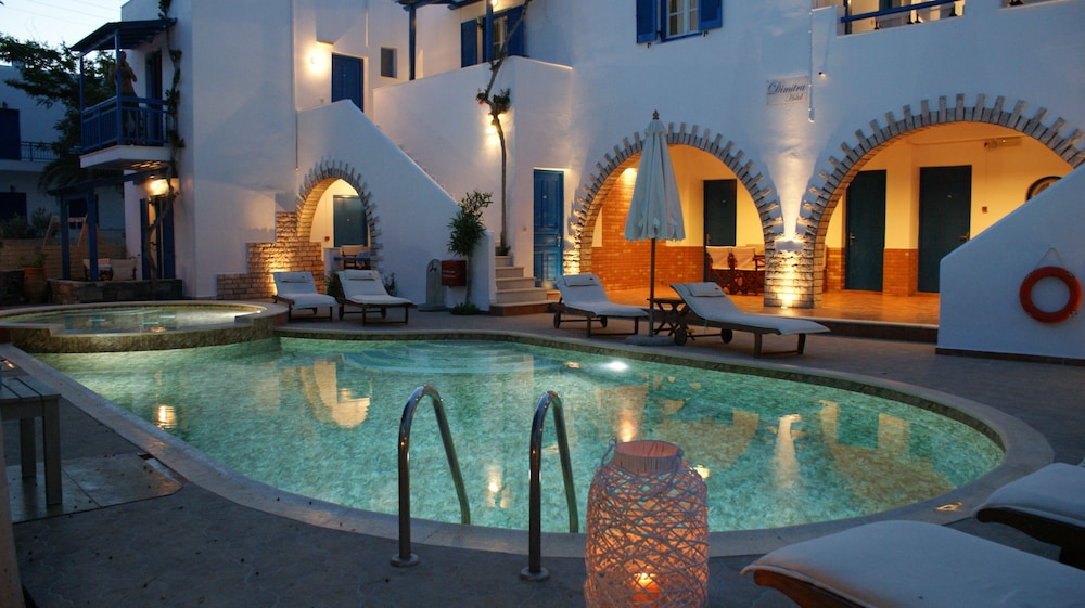 Dimitra - carbon neutral hotel in Naxos