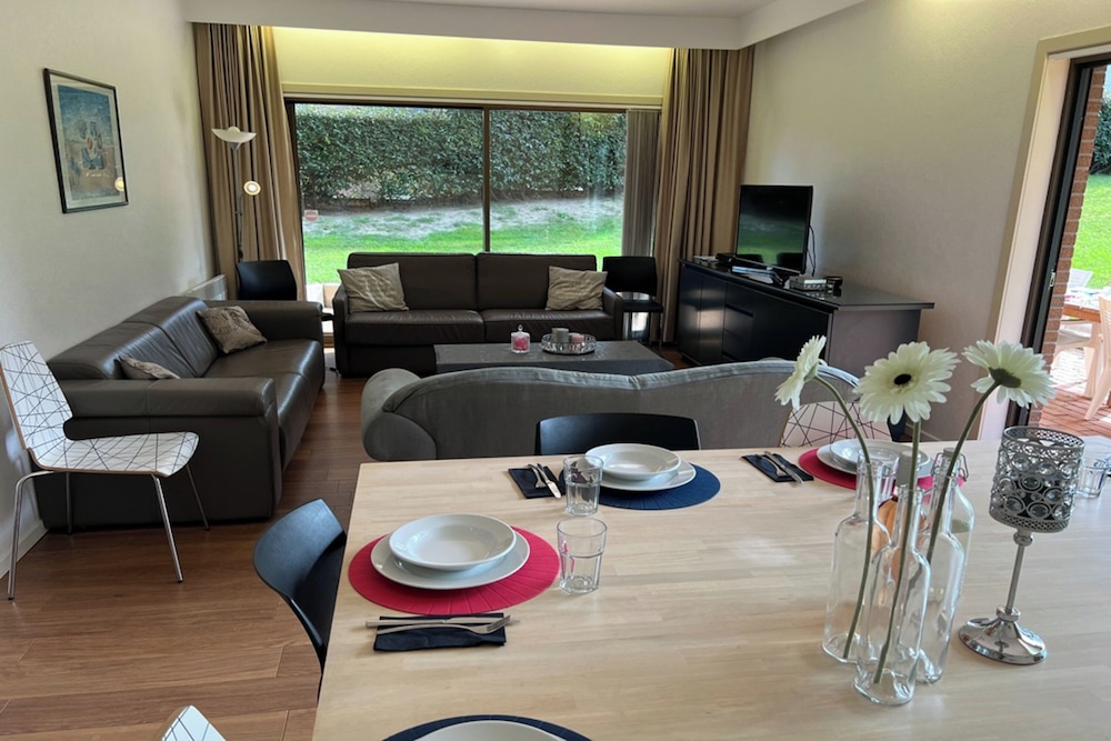 Westhinder 200m From Sea — 4-Star Luxury Hotel in De Panne, Belgium