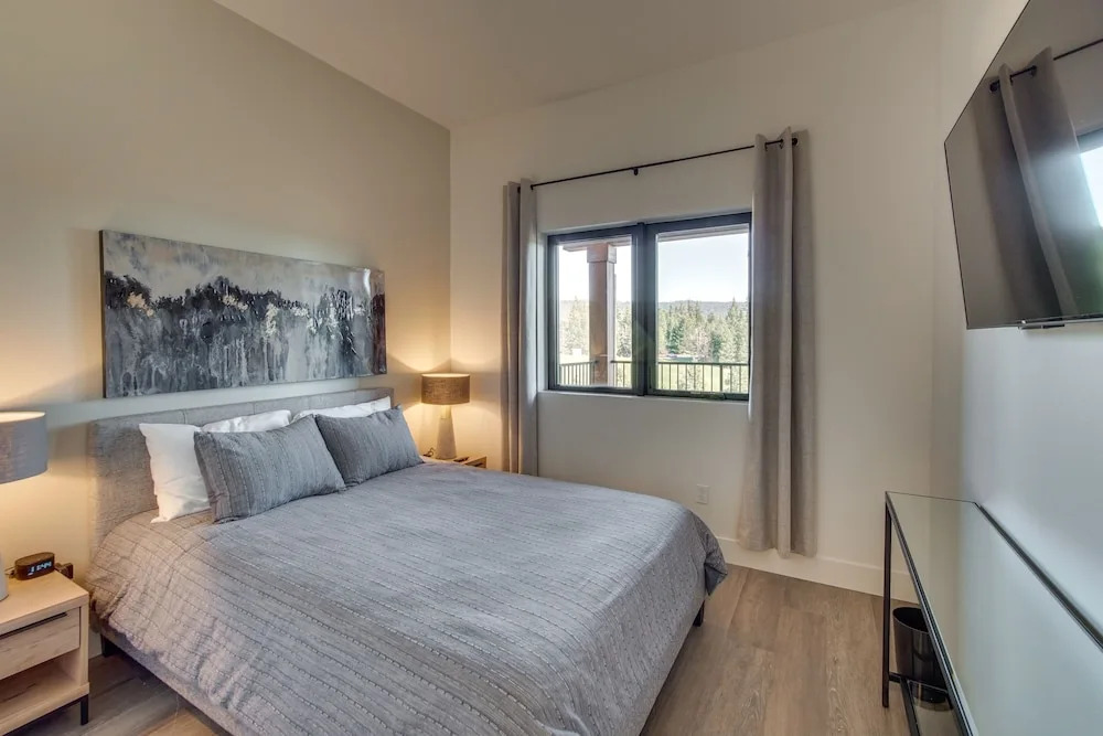 Suncadia Resort Condo: Balcony & Golf Course Views - photo 3