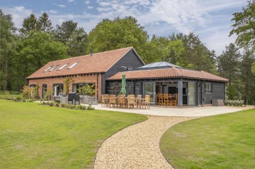 Wild Meadow Barn — hotel in Aylsham