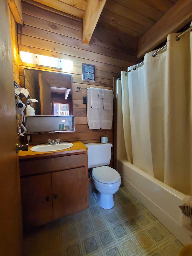 Virginian Resort - photo 30