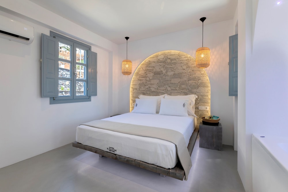 BlackStone Luxury Suites — Emporio — photo 4