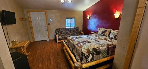 Nine Pines Motel - photo 35