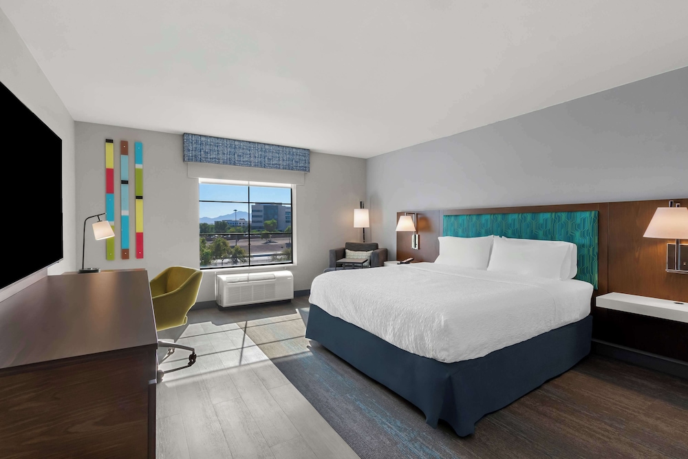 Hampton Inn & Suites Phoenix Gilbert - photo 17