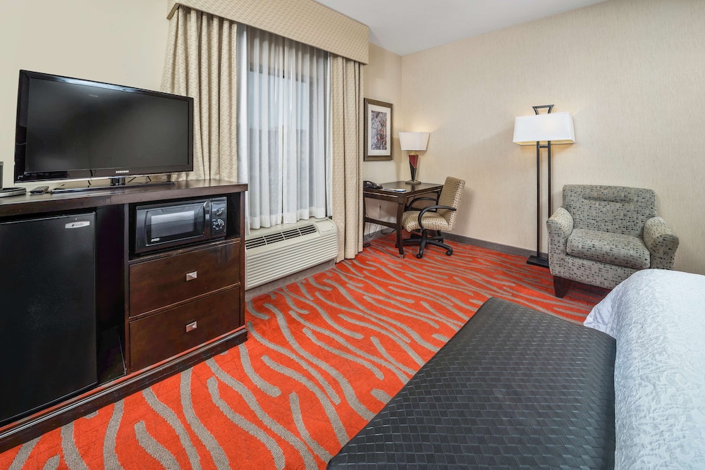 Hampton Inn & Suites Tulsa Catoosa - photo 15