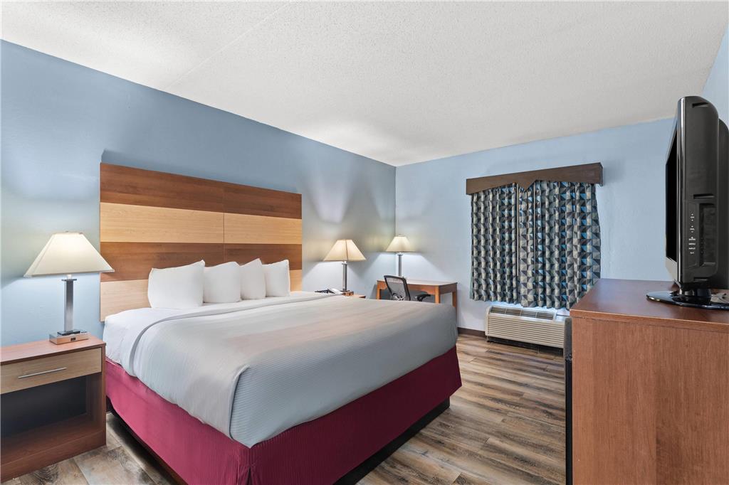 Quality Inn Hixson Chattanooga - photo 18