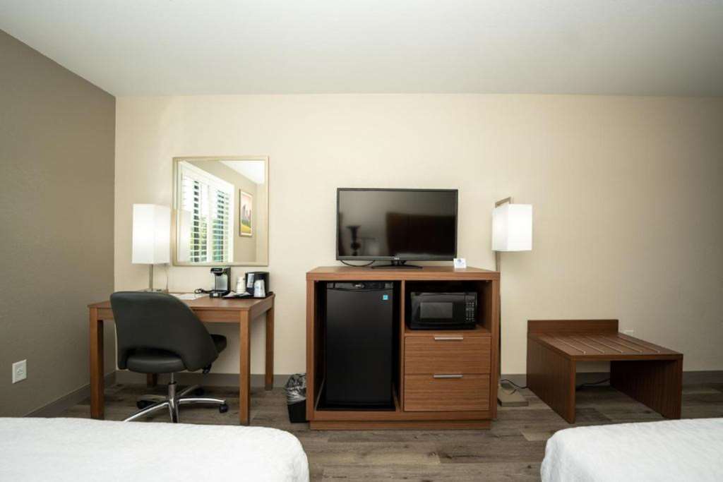 Best Western Houston Bush IAH Intercontinental Airport Inn - photo 10