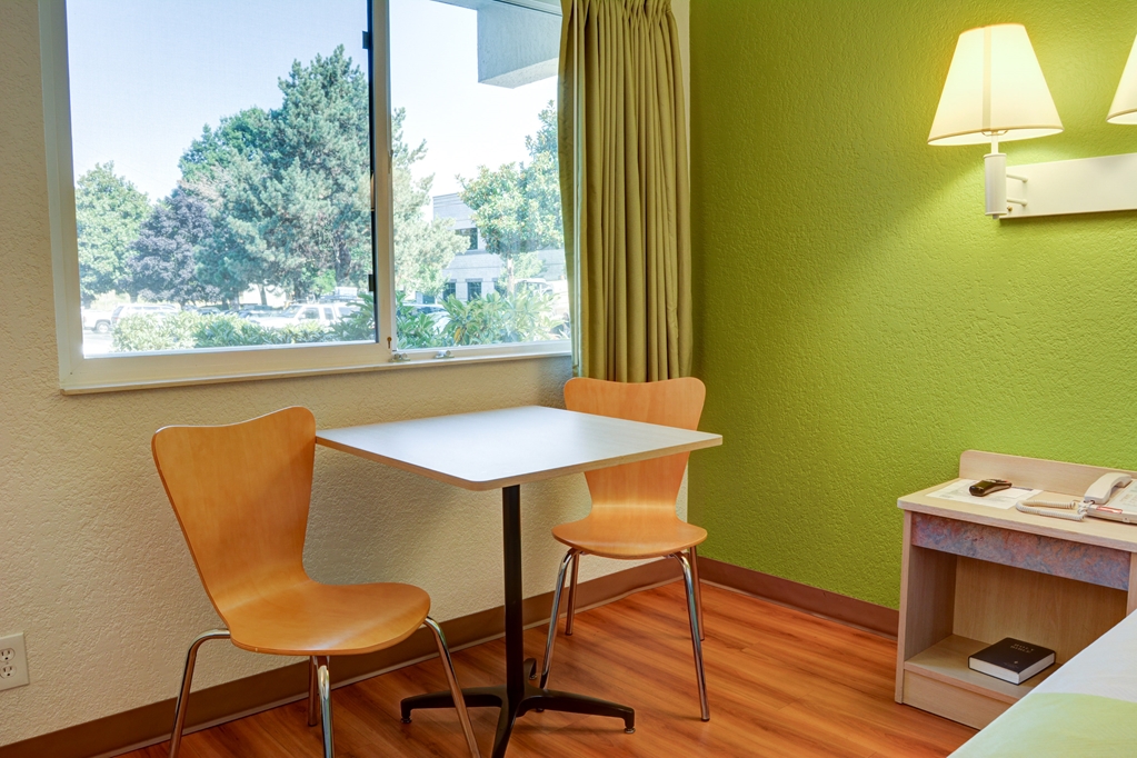 Motel 6 Springfield OR Eugene North - photo 13