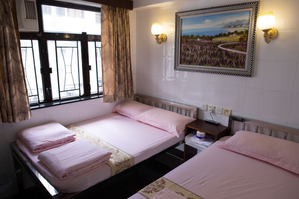 Lucky Hotel Carlton Group of Hostels in Kowloon, Hong Kong