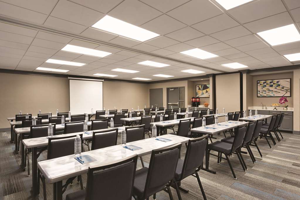 HYATT house Miami Airport - photo 23