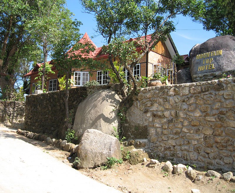 Mountain Top Hotel in Kyaikto, Myanmar