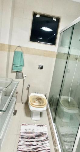 Casa temporada Rio das Ostras Garagem Piscina Wi fi Cozinha Completa Sky e Netflix Ar condionado — 4-Star Luxury Hotel in Rio Das Ostras, Brasil