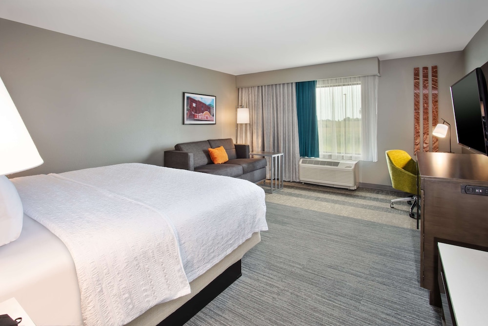 Hampton Inn Union City - photo 8