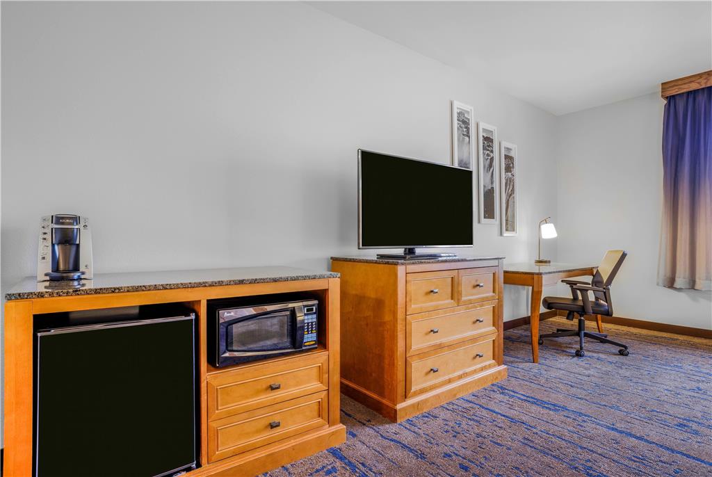 La Quinta Inn & Suites by Wyndham Twin Falls - photo 13