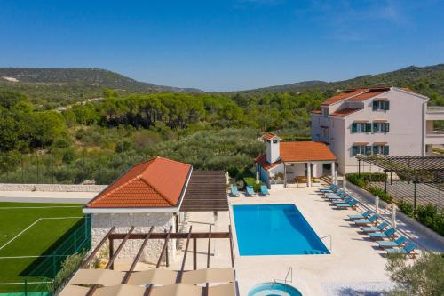 Villa DIVA Holiday House — 4-Star Luxury Hotel in Rogoznica, Croatia