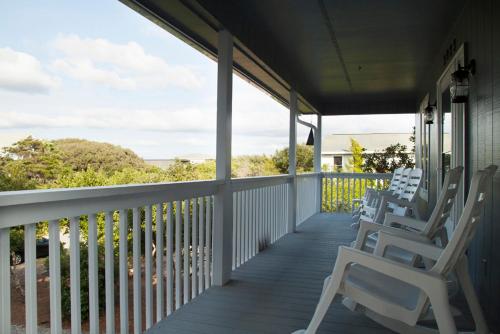 Saltwater Gospel by Oak Island Accommodations - photo 24
