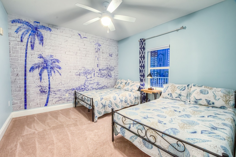 Laketown Wharf Resort by Aneliya's Rentals - photo 98