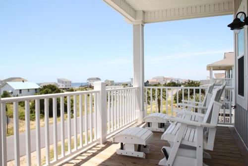 Porpoise Driven Life by Oak Island Accommodations - photo 27