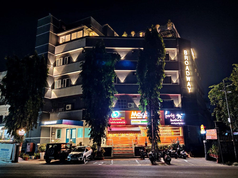 Hotel Broadway Udaipur - last minute hotel in Udaipur