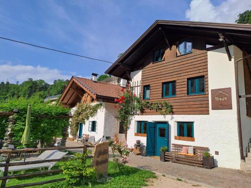 Chalets Alaska - carbon neutral hotel in Les Gets