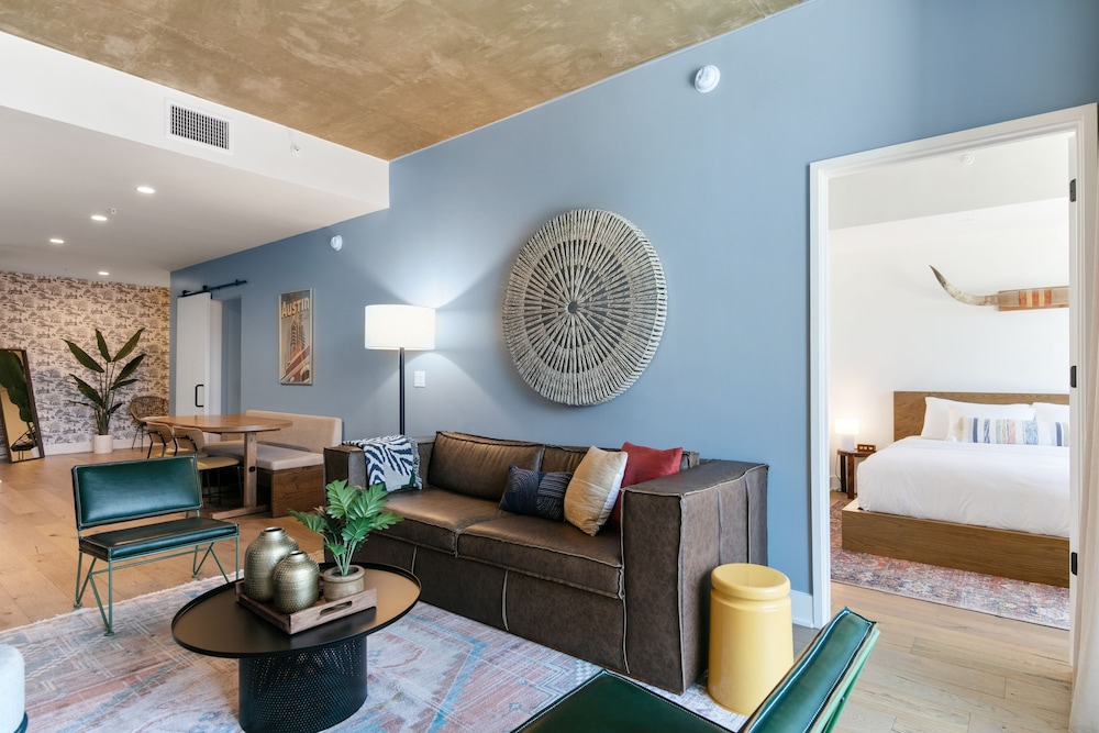 Austin Condo Hotel - photo 419