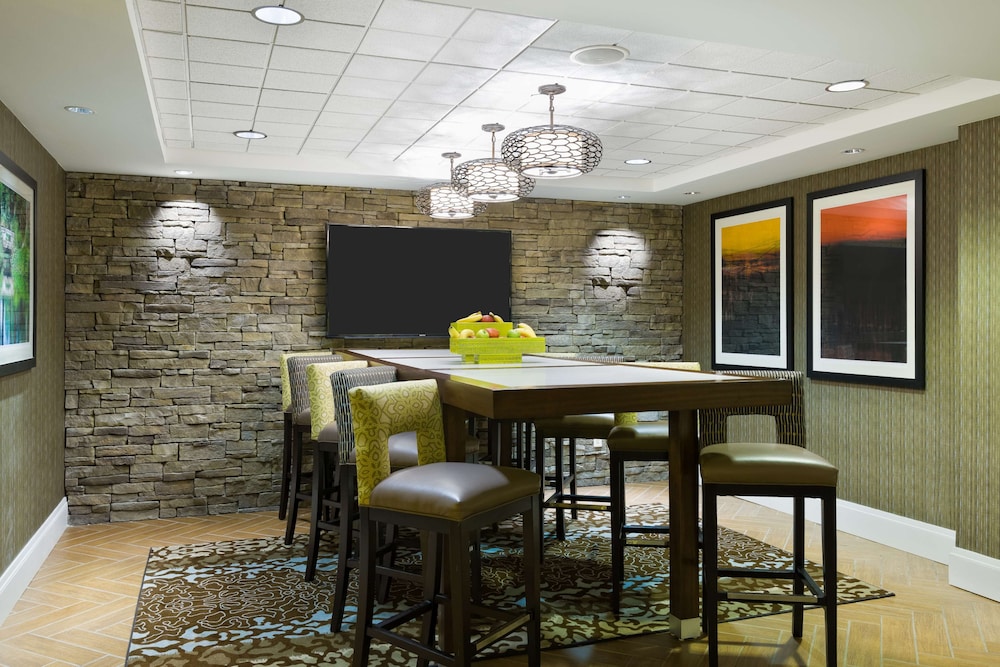 Hampton Inn Danbury - photo 4