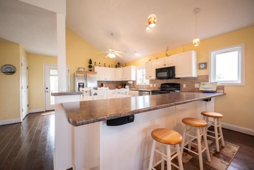Sound Bite by Oak Island Accommodations - photo 3