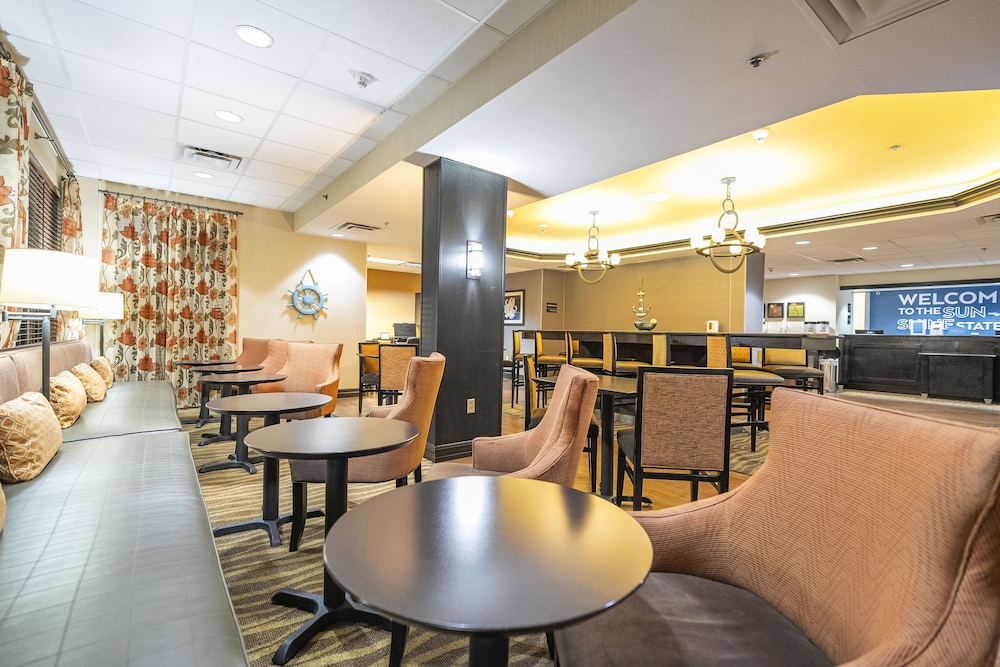 Hampton Inn Spring Hill - photo 6