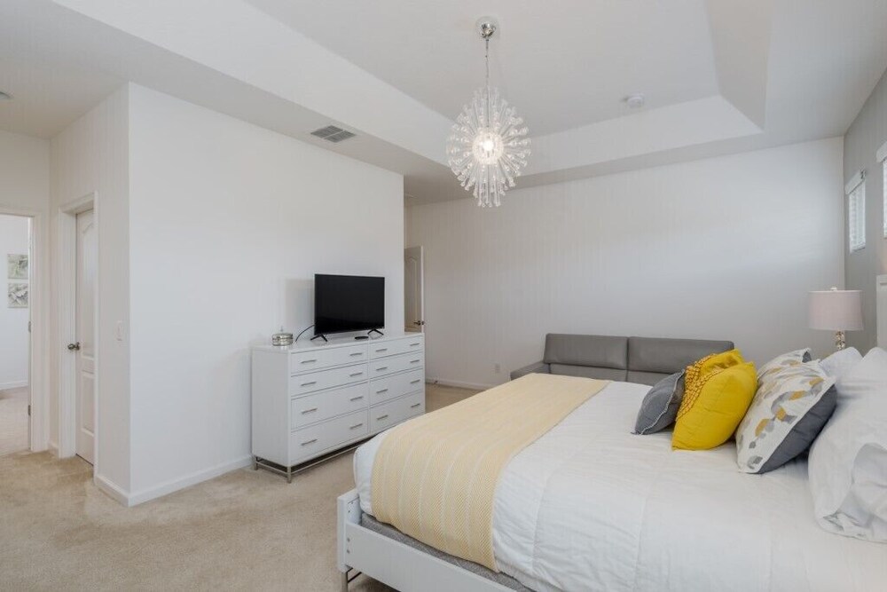 6 bedroom home at Solterra Resort - photo 8