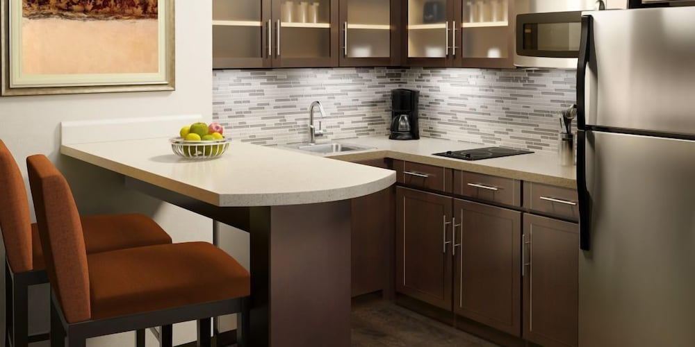 Staybridge Suites Dearborn MI by IHG - photo 10