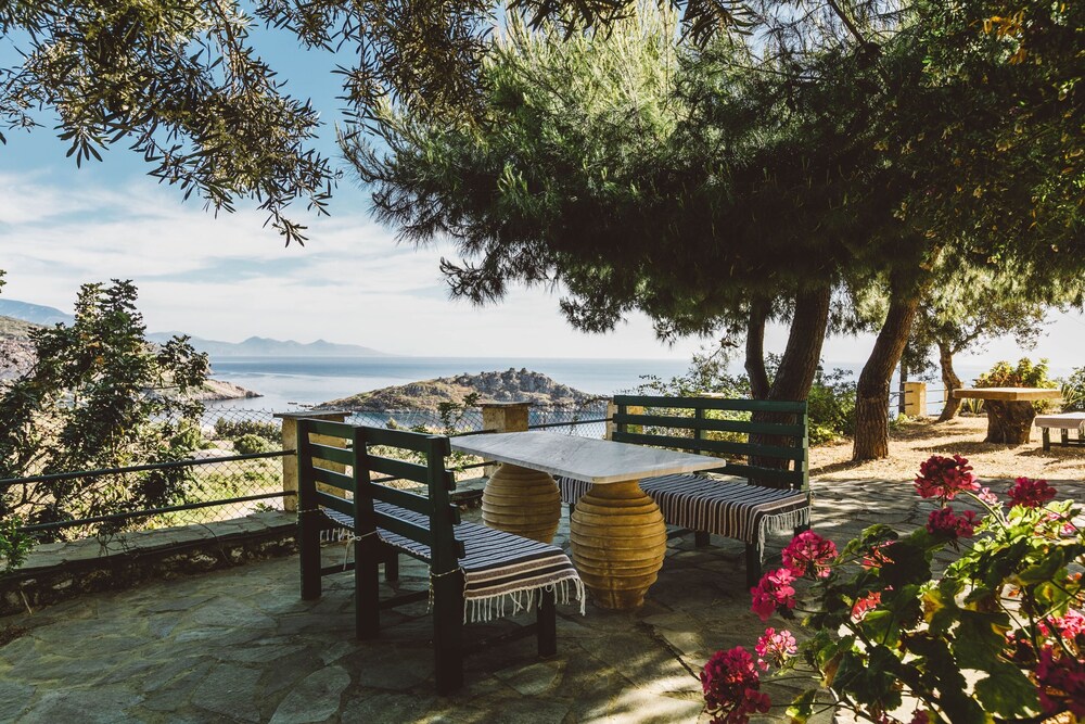 Panorama Apartments updated with infinity pool — 4-Star Luxury Hotel in Agios Nikolaos, Greece