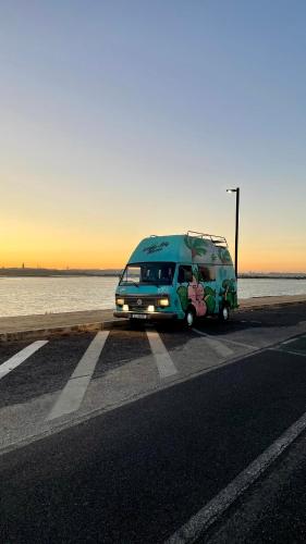 Campervan Dory - last minute hotel in Lisbon