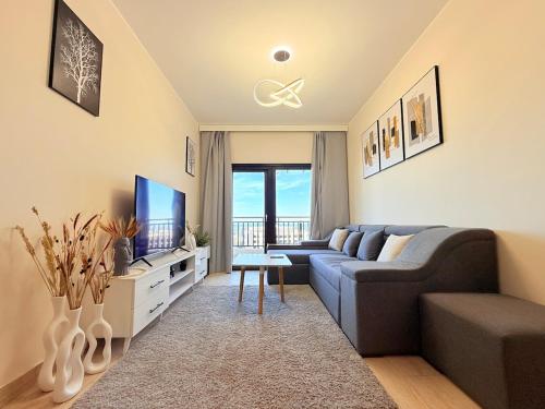 Luxury hotel apartment 2rooms with triple sea view - last minute hotel in Hurghada
