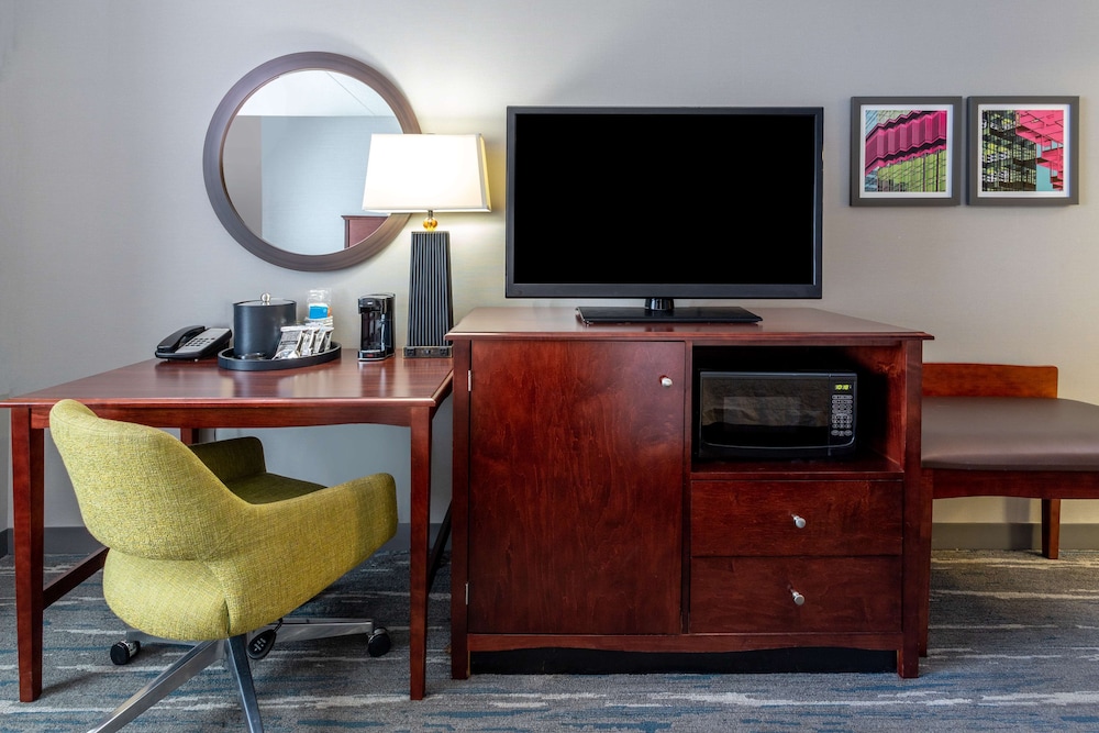 Hampton Inn Suites Minneapolis St Paul Arpt Mall of America - photo 9