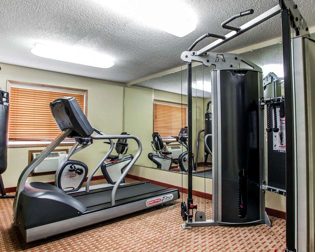 Quality Inn & Suites Davenport near I 80 - photo 21