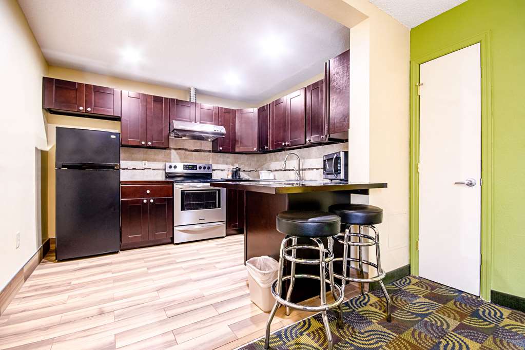 Quality Inn & Suites Glenmont Albany South - photo 20