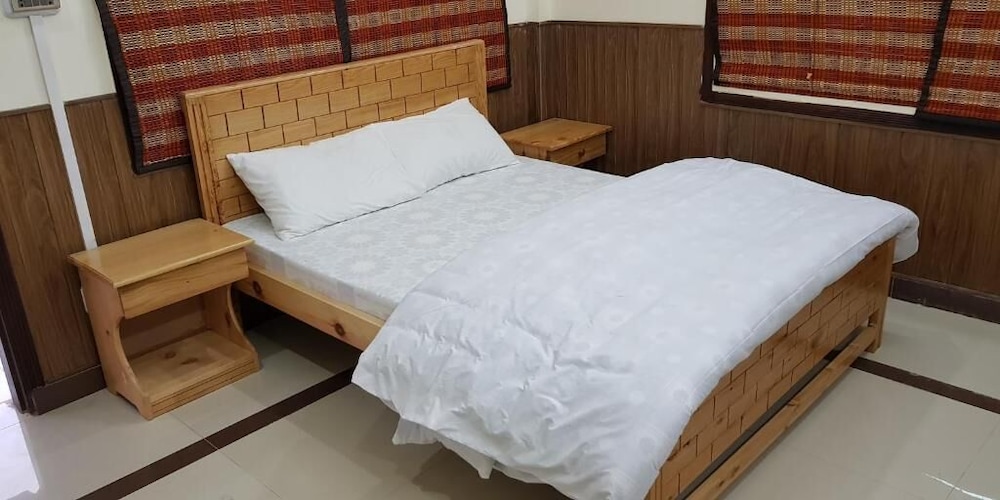 Pine Top Resort Batakundi - last minute hotel in Unknown City