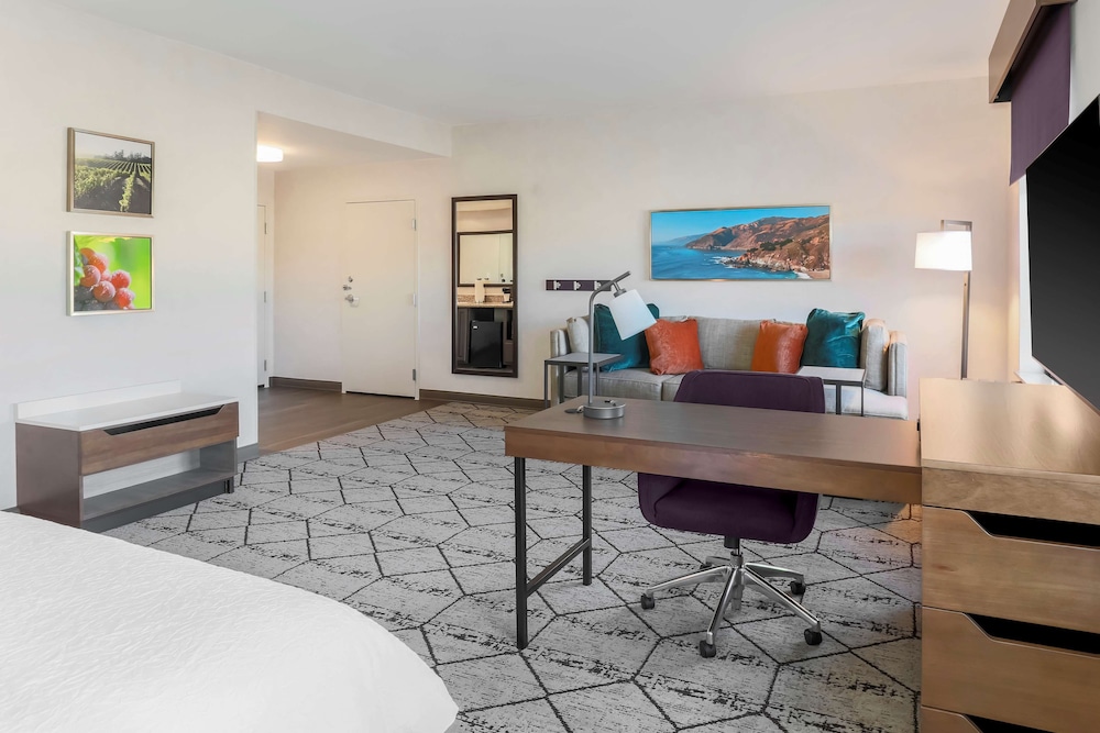 Hampton Inn & Suites Windsor Sonoma Wine Country - photo 14