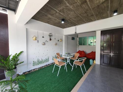 Boxsoon Nimman 6 # 3beds 4bahts in Chiang Mai, Thailand