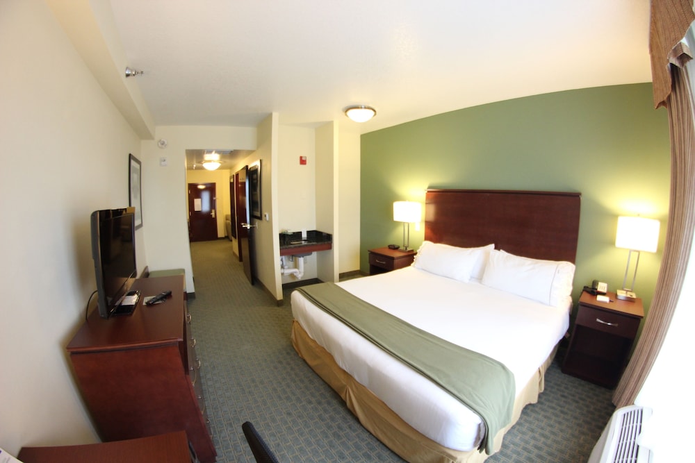 Holiday Inn Express & Suites Cocoa by IHG - photo 25