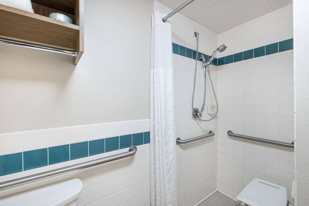 AmericInn by Wyndham Duluth South Black Woods Event Center - photo 12