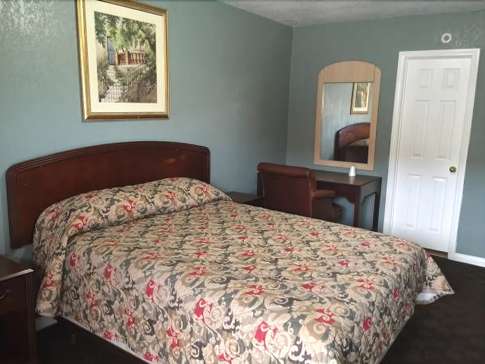 Deluxe Motel — hotel in Pomona