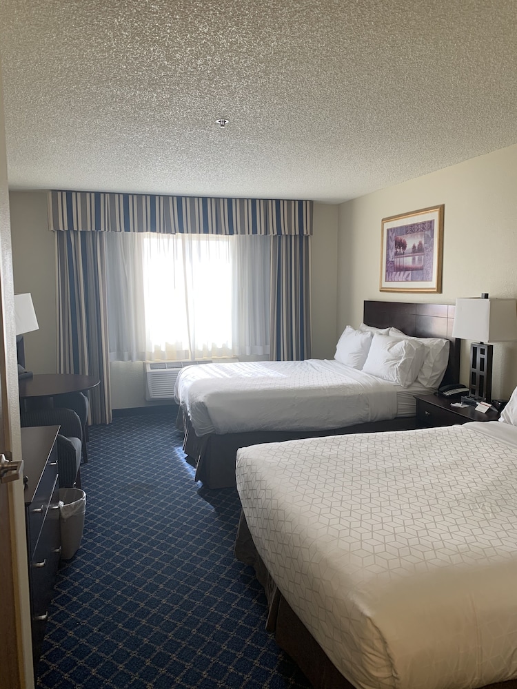 Holiday Inn Express Hotel & Suites Torrington by IHG - photo 10