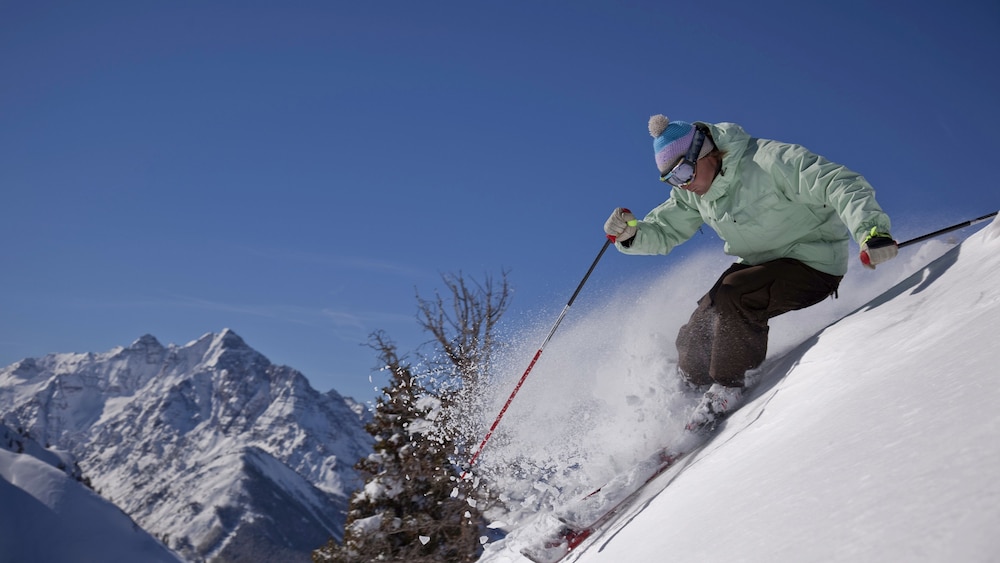 Holiday Inn Express Glenwood Springs - photo 42