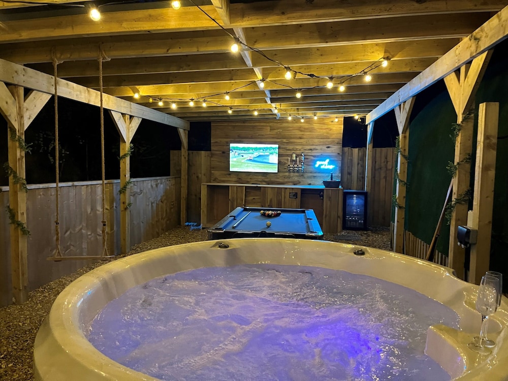 Calon in Tenby, United Kingdom