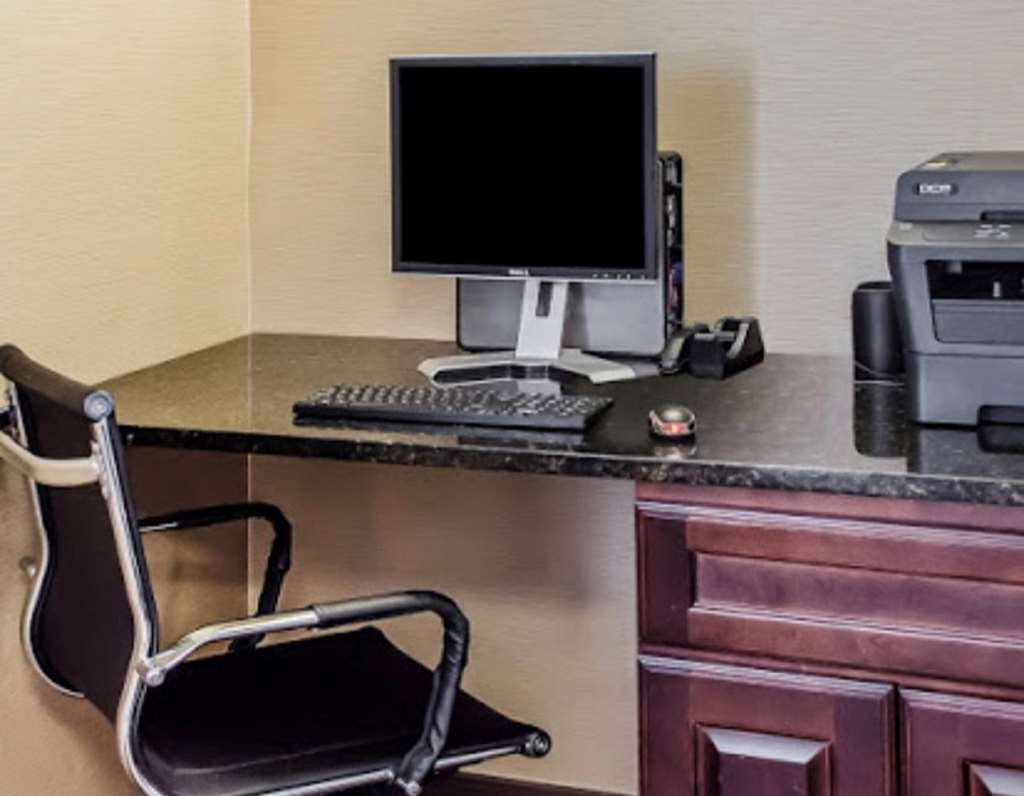 SureStay Plus by Best Western Jonestown Lebanon Valley - photo 16